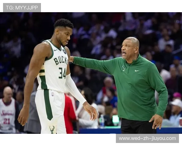 字母哥伤退致阵容受损：密尔沃基雄鹿的挑战与机遇